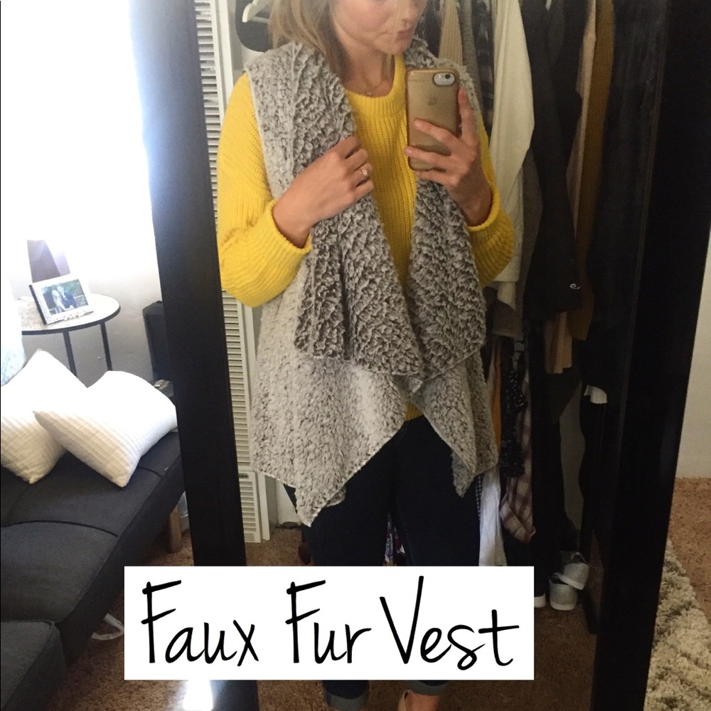 One Size Faux Fur Gray Vest